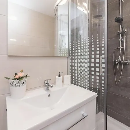 Apartment Agava Ugljan