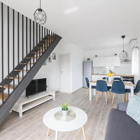 Apartment Agava *