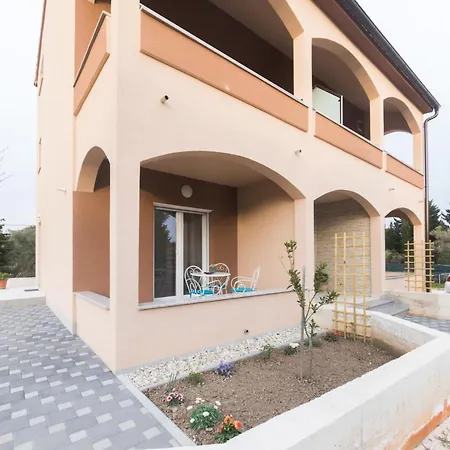 Apartment Agava *